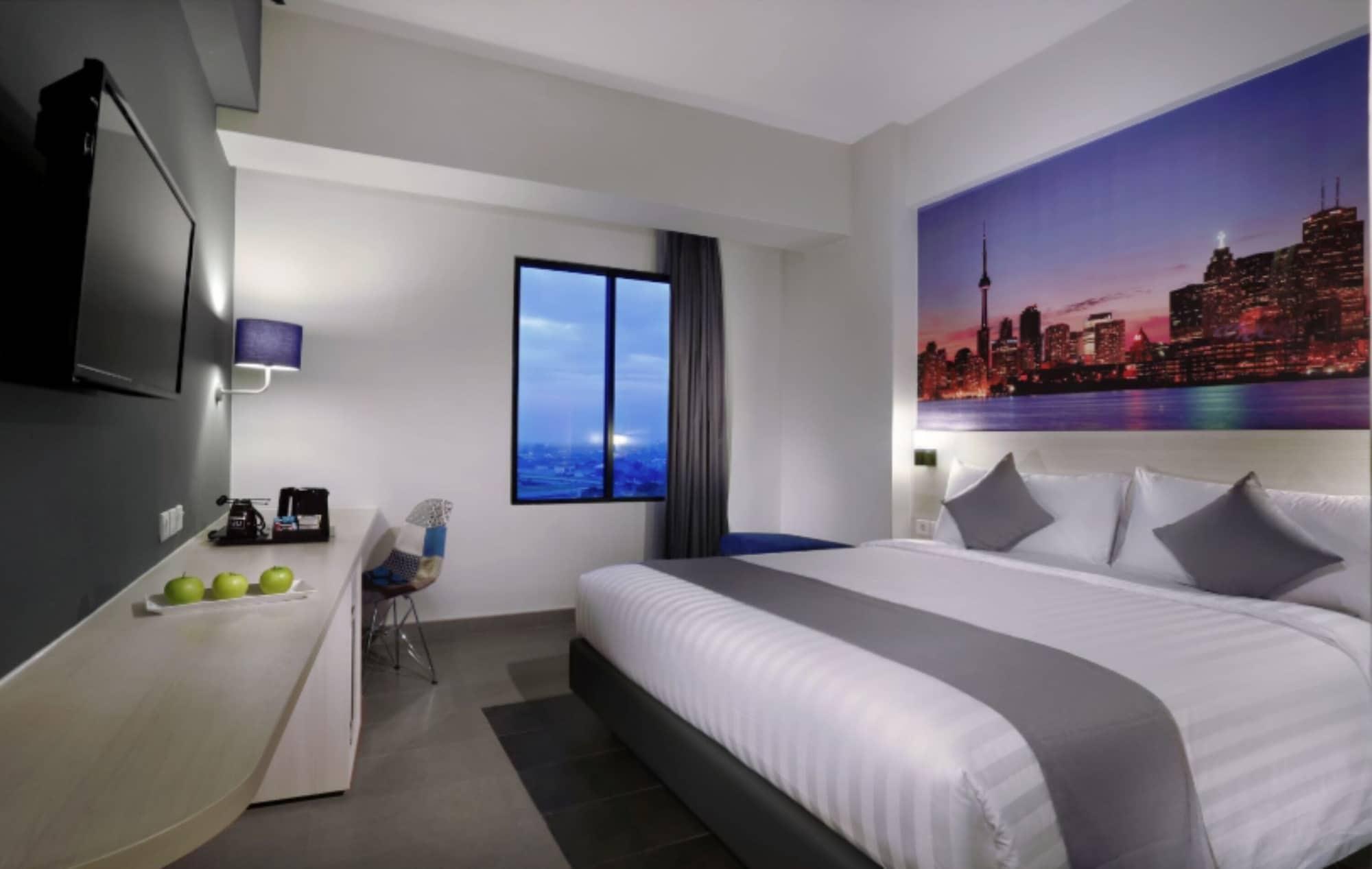 Hotel Neo+ Kebayoran Джакарта Екстериор снимка
