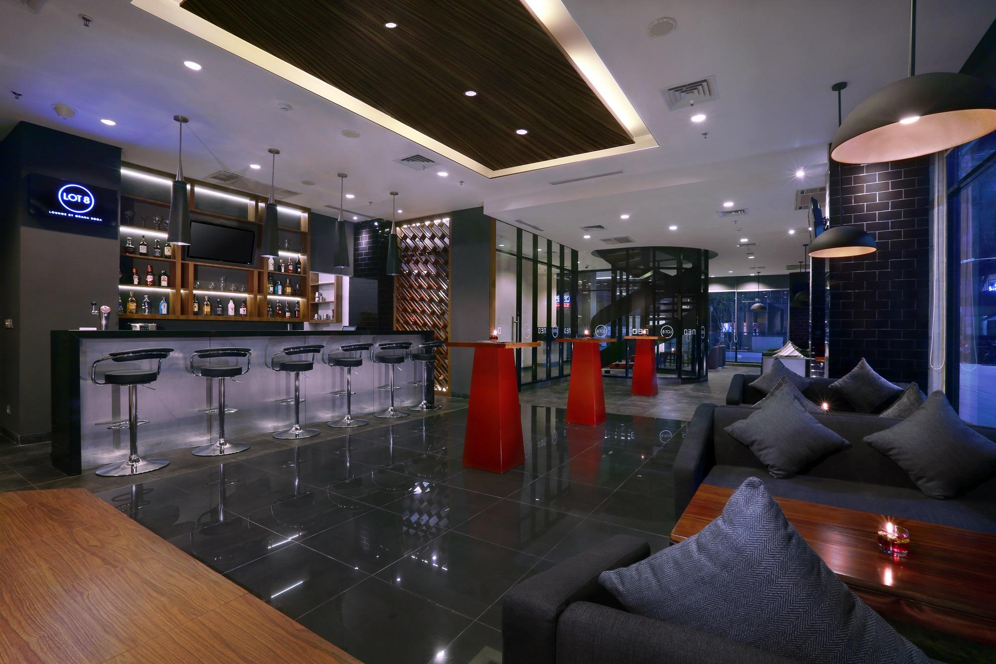 Hotel Neo+ Kebayoran Джакарта Екстериор снимка