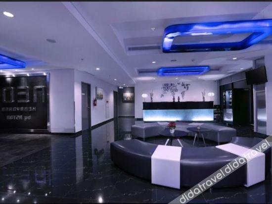 Hotel Neo+ Kebayoran Джакарта Екстериор снимка