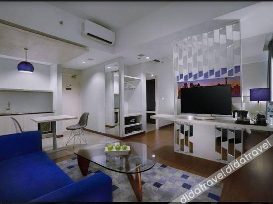 Hotel Neo+ Kebayoran Джакарта Екстериор снимка